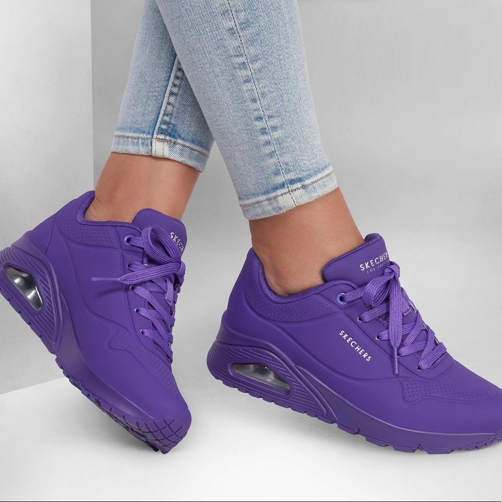 Women’s Purple Sketchers Uno Tennis Shoes, size 8
